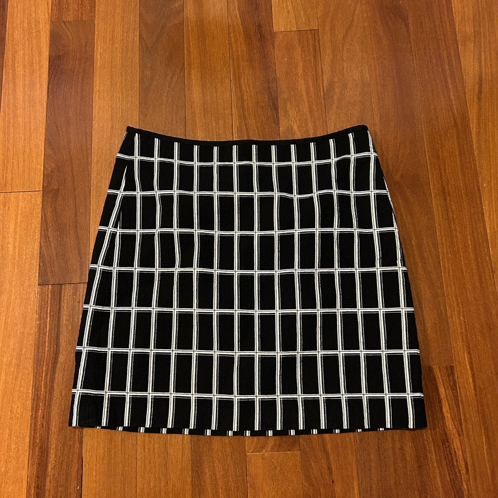 The Loft Skirt Womens Size 6 Black White grid skirt Ann Taylor Loft